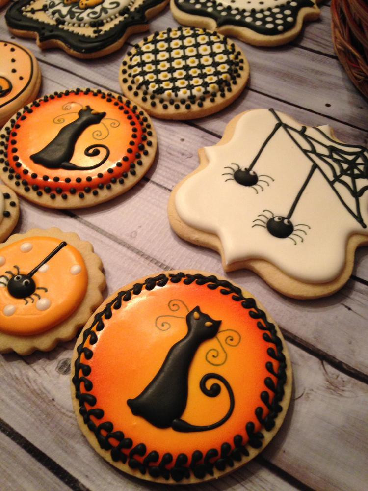 Halloween Sugar Cookies
 Halloween Sugar Cookies Party XYZ