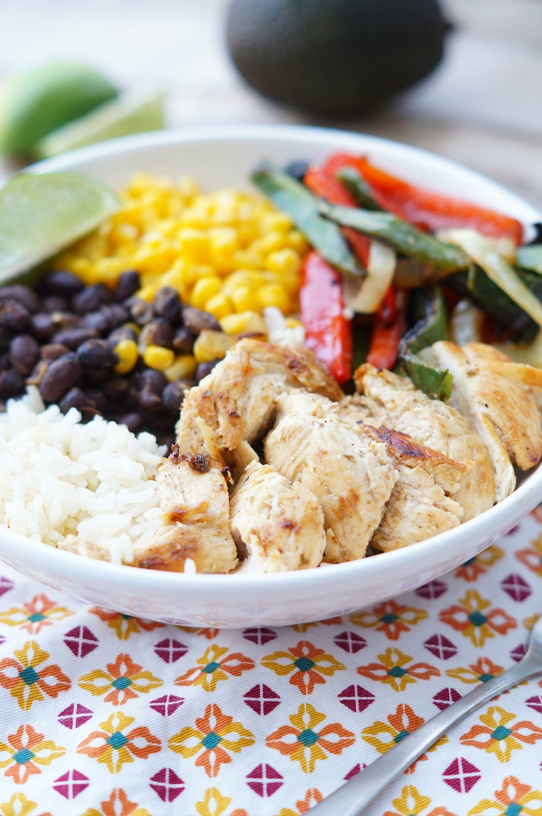 Healthy Bowl Recipes
 Chicken Fajita Rice Bowls