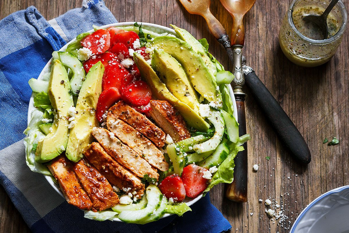 Healthy Chicken Salad
 Grilled Chicken Salad Recipe with Avocado – strawberries