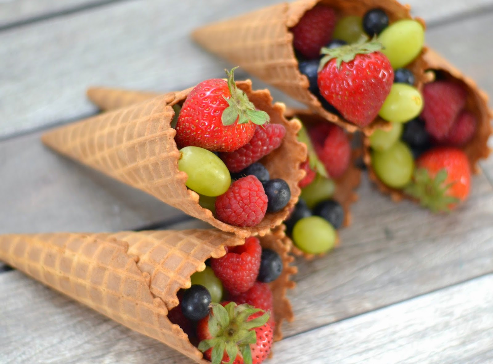 Healthy Fruit Snacks
 Fresh Fruit Cones Snack