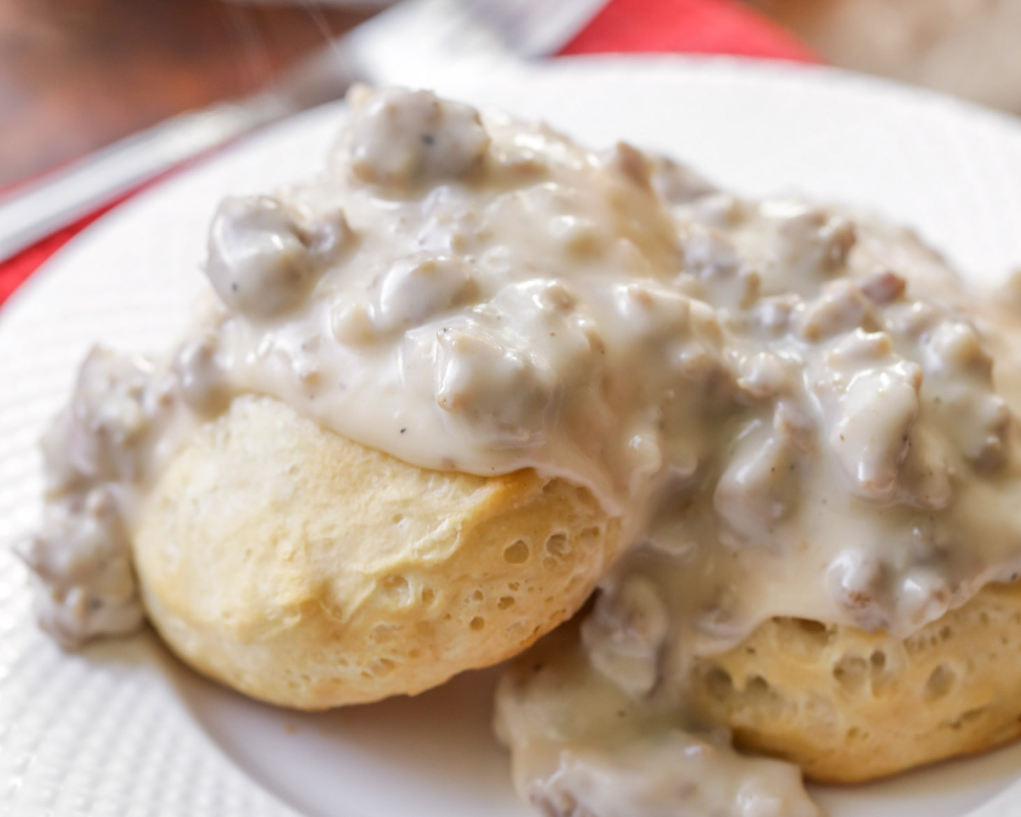Home Made Breakfast Gravy
 Biscuits and Homemade Sausage Gravy Recipe