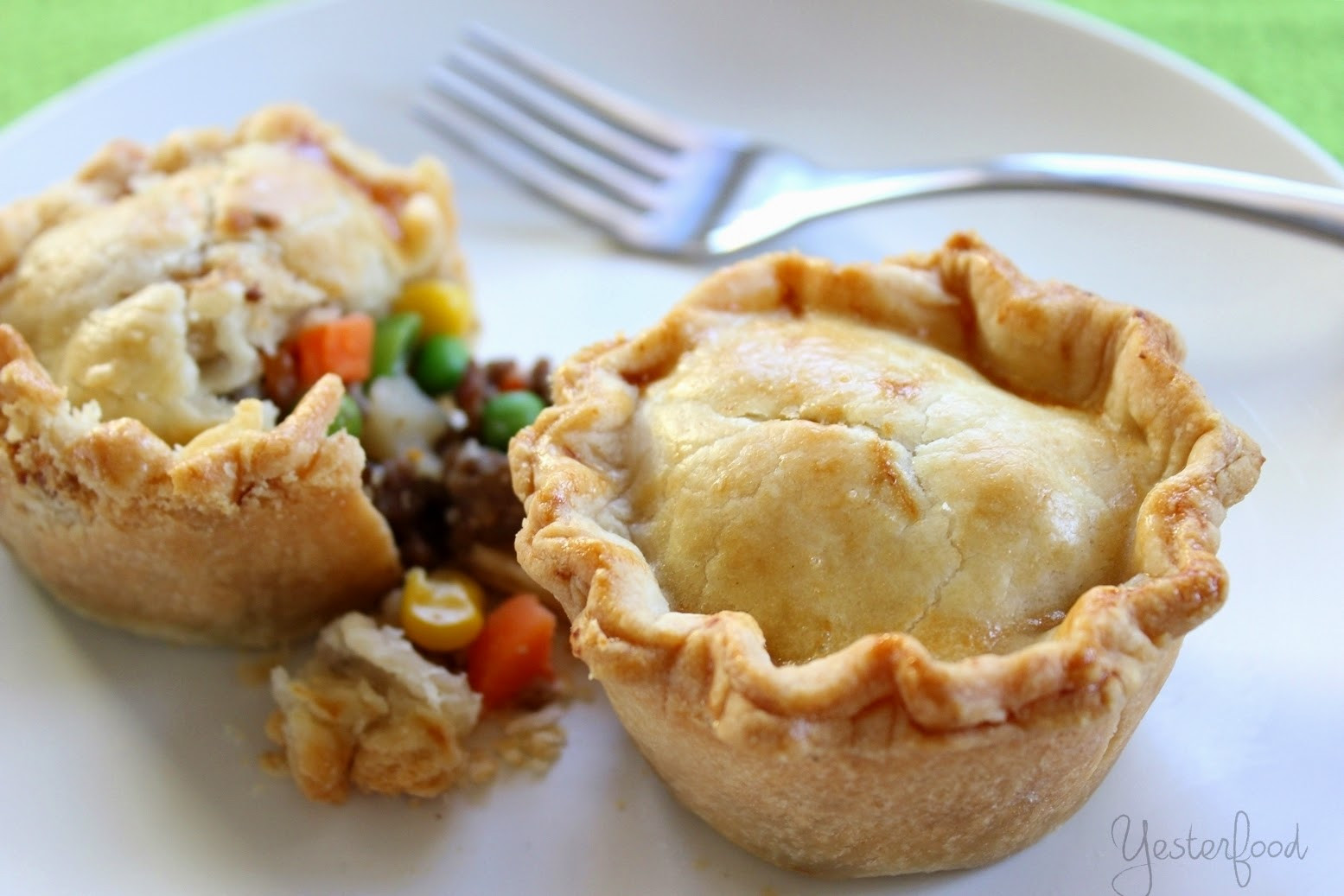 Homemade Beef Pot Pie
 Yesterfood Beef Pot Pies