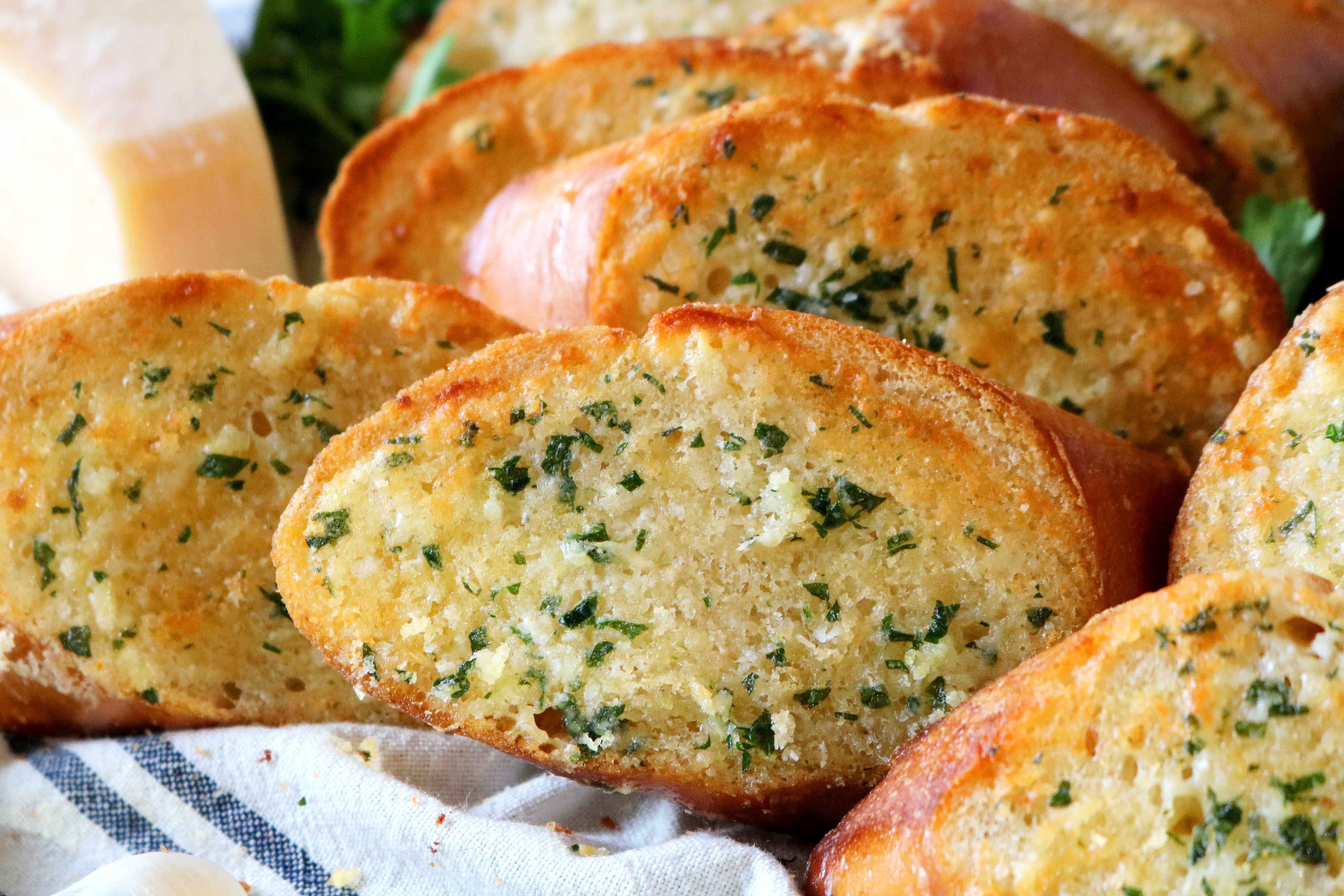 Homemade Garlic Bread
 Easy Homemade Garlic Bread