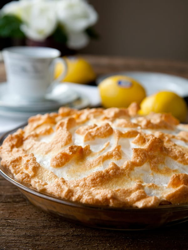 Homemade Lemon Meringue Pie
 lemon03