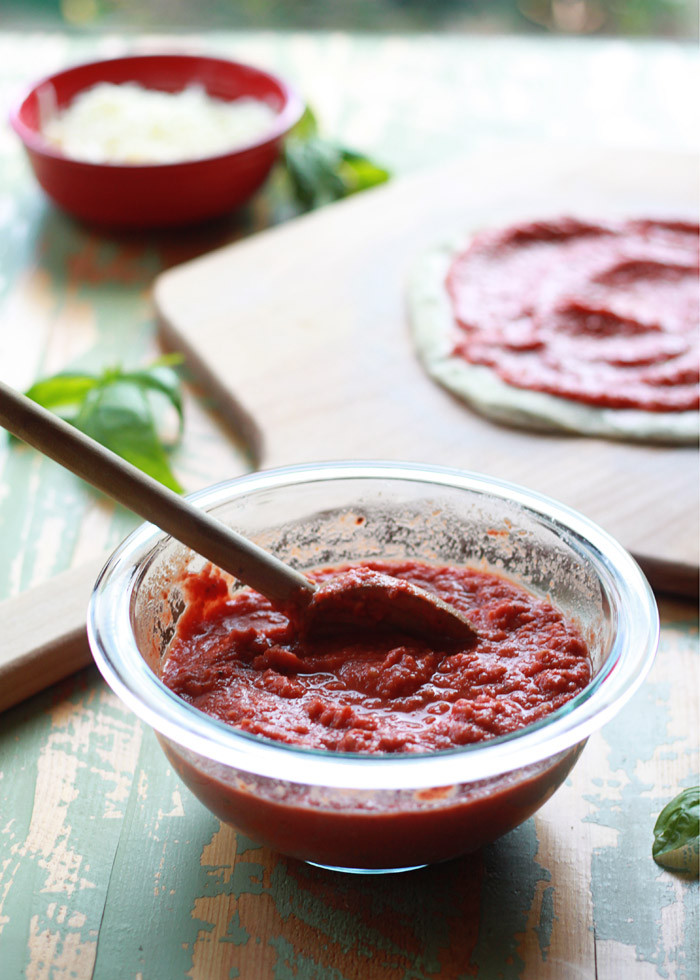 Homemade Pizza Sauce Fresh Tomatoes
 5 Minute No Cook Fresh Tomato Pizza Sauce Kitchen Treaty