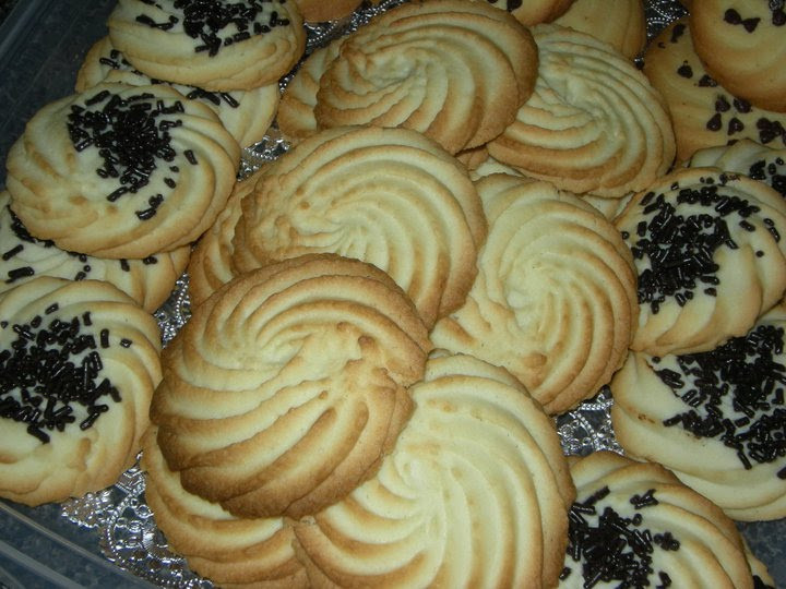 Italian Butter Cookies
 Chef Tess Bakeresse Evil Italian Butter Cookies