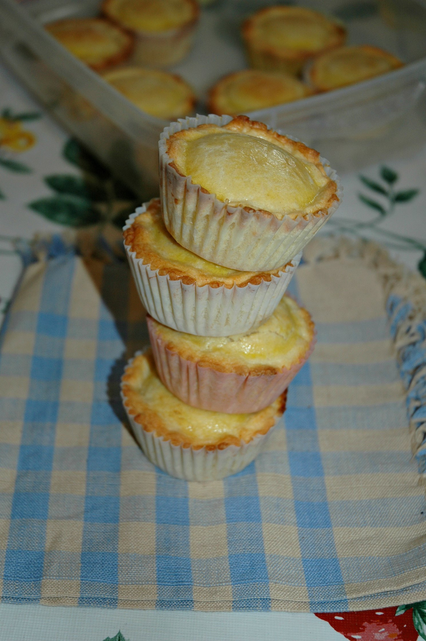 Italian Custard Dessert
 Pastaciotti Italian Custard filled Tarts