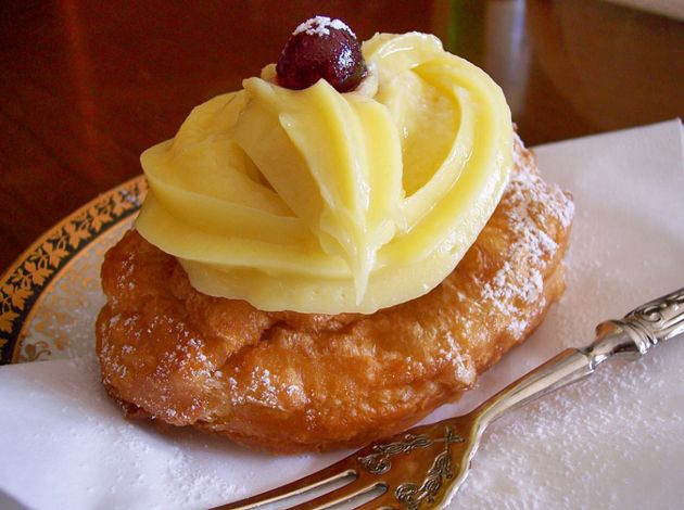 Italian Custard Dessert
 Zeppole di San Giuseppe Recipe