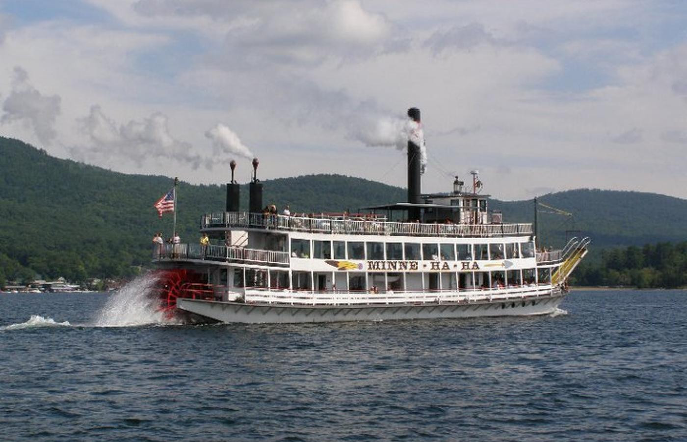 Lake George Dinner Cruise
 Lake George Boat Cruises Full List of Tours Dinners