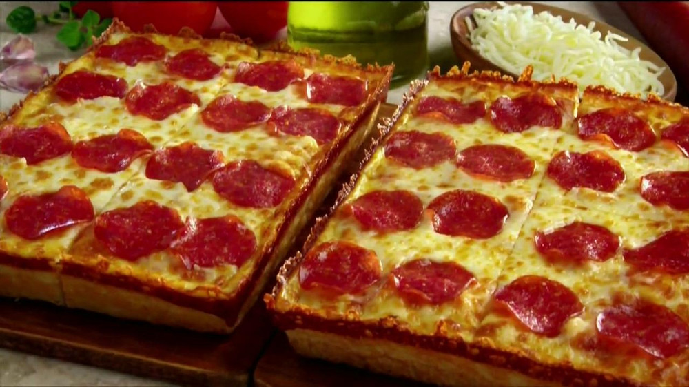 Little Caesars Hot-N-Ready Extramostbestest Pizza, Pepperoni
 Little Caesars Deep Deep Dish Pizza TV mercial Hot n