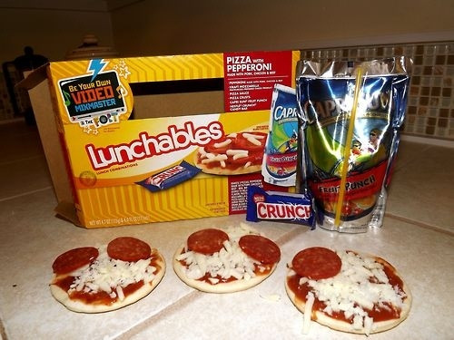 Lunchables Dessert Pizza
 17 Problems ly Lunchables Kids Will Understand