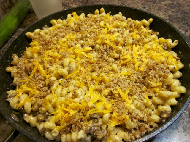 Mac And Cheese With Ground Beef
 Macaroni and Cheese with Ground Beef – My Favourite Pastime