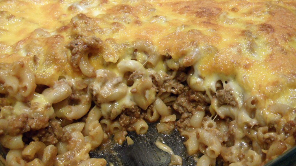 Mac And Cheese With Ground Beef
 Beefy Macaroni and Cheese Well Dined