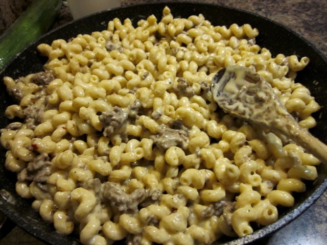 Mac And Cheese With Ground Beef
 Macaroni and Cheese with Ground Beef – My Favourite Pastime