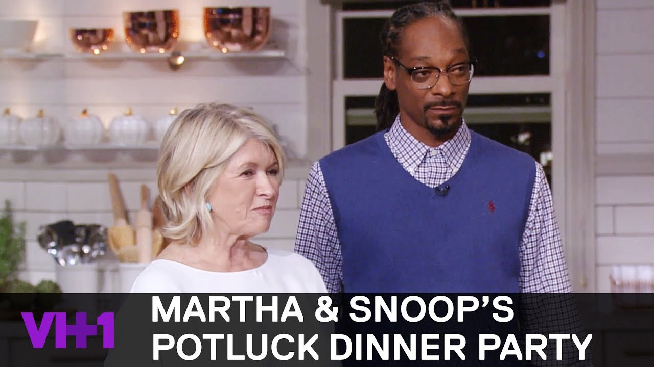 Martha And Snoop'S Potluck Dinner Party
 Snoop Dogg & Martha Stewart Make Ice Balls Sneak Peek