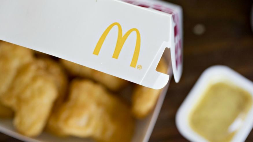 Mcdonald'S Dipping Sauces
 McDonald s is giving away free McNug s in Boston