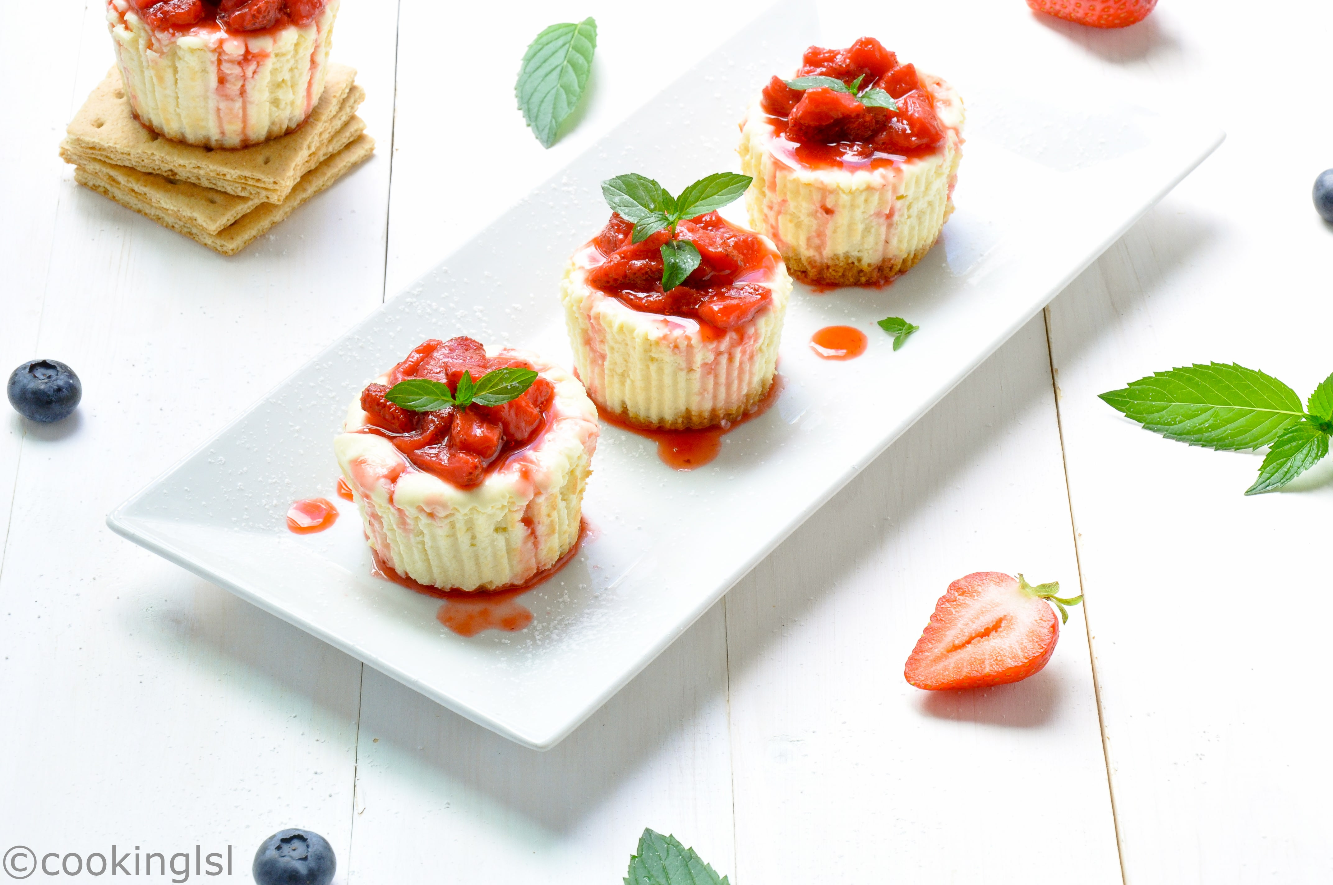 Mini Cheesecake Cupcakes
 Mini Cheesecake Cupcakes