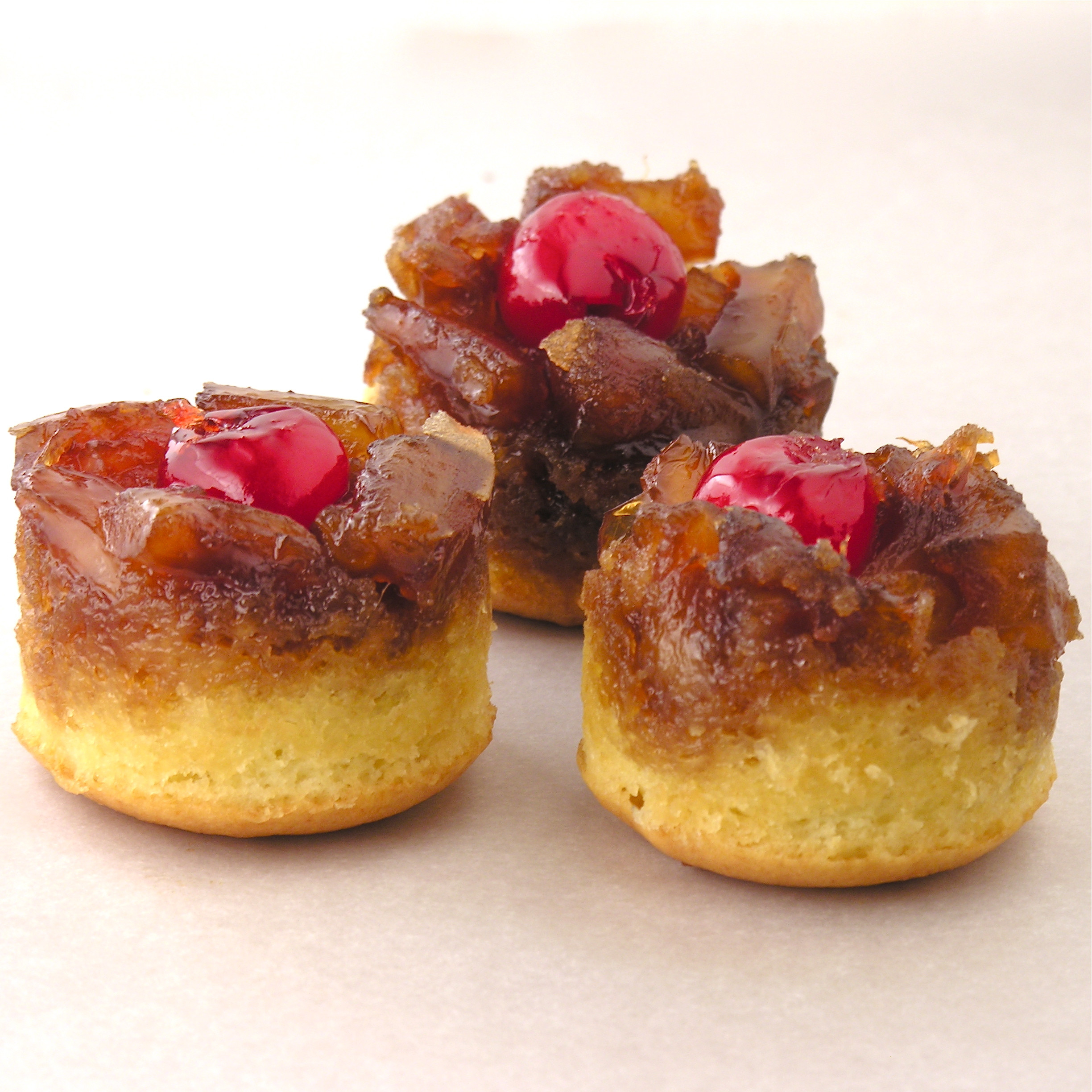 Mini Pineapple Upside Down Cake
 Mini Pineapple Upside Down Cakes