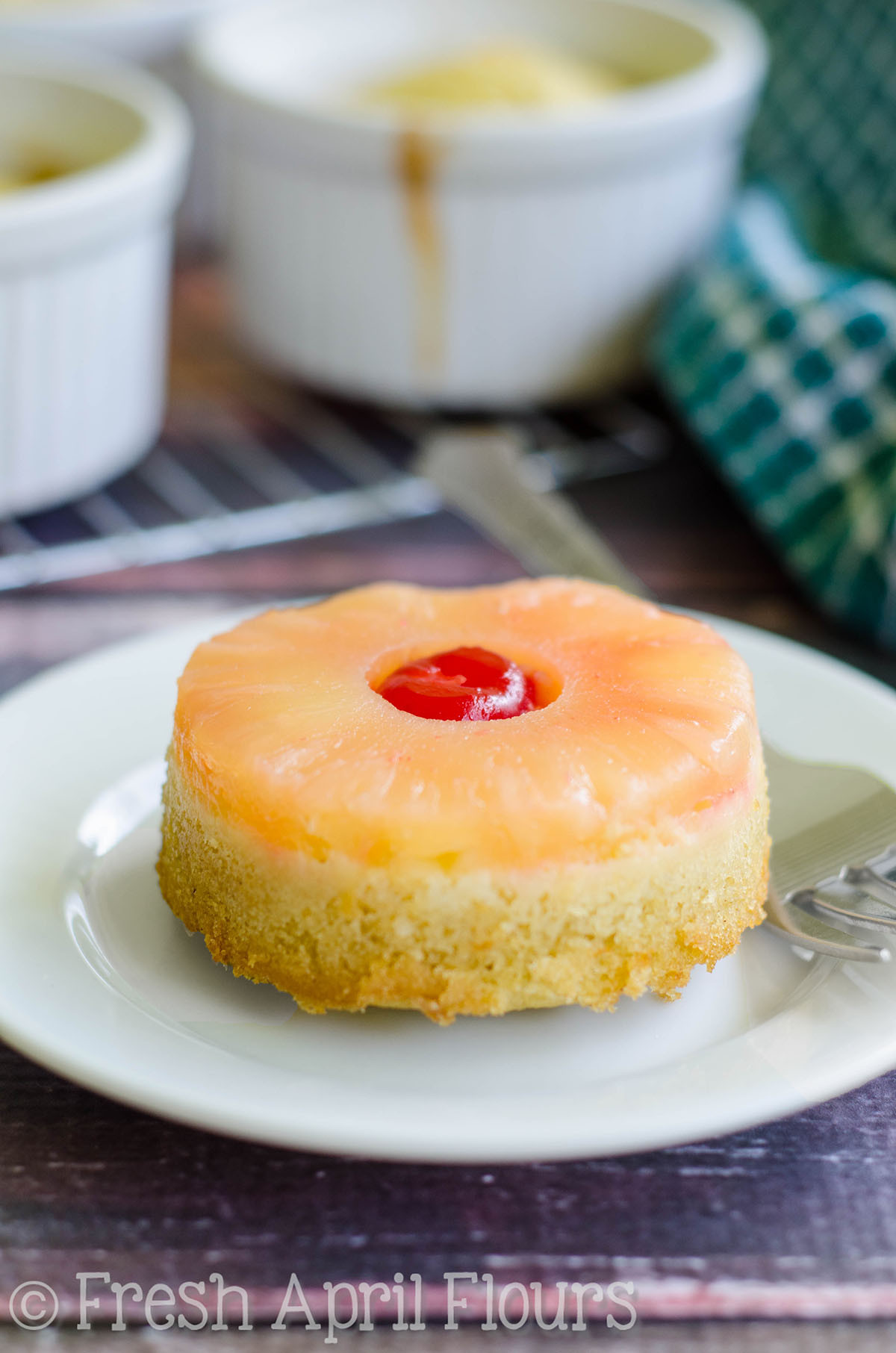 Mini Pineapple Upside Down Cake
 Mini Pineapple Upside Down Cakes