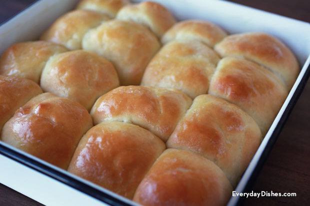 No Yeast Dinner Rolls
 Easy Homemade Yeast Rolls Recipe