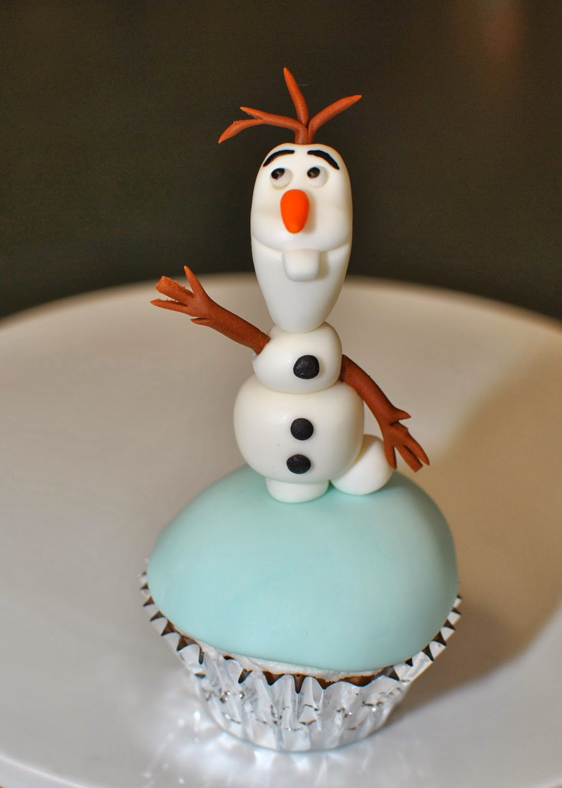 Olaf Cupcakes Cake
 Hope s Sweet Cakes Happy New Year