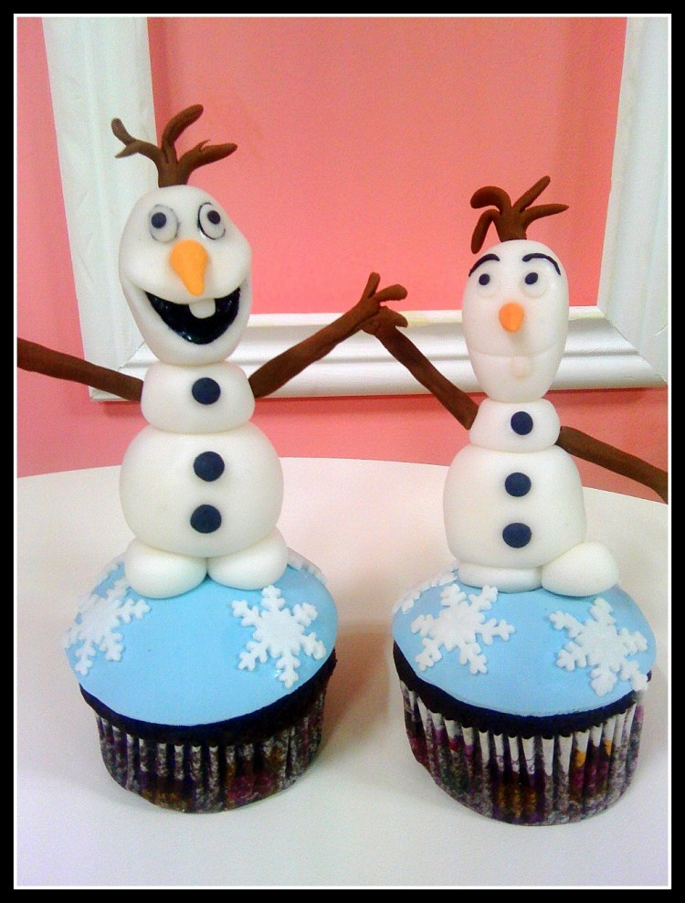 Olaf Cupcakes Cake
 Frozen cupcakes Olaf cupcakes