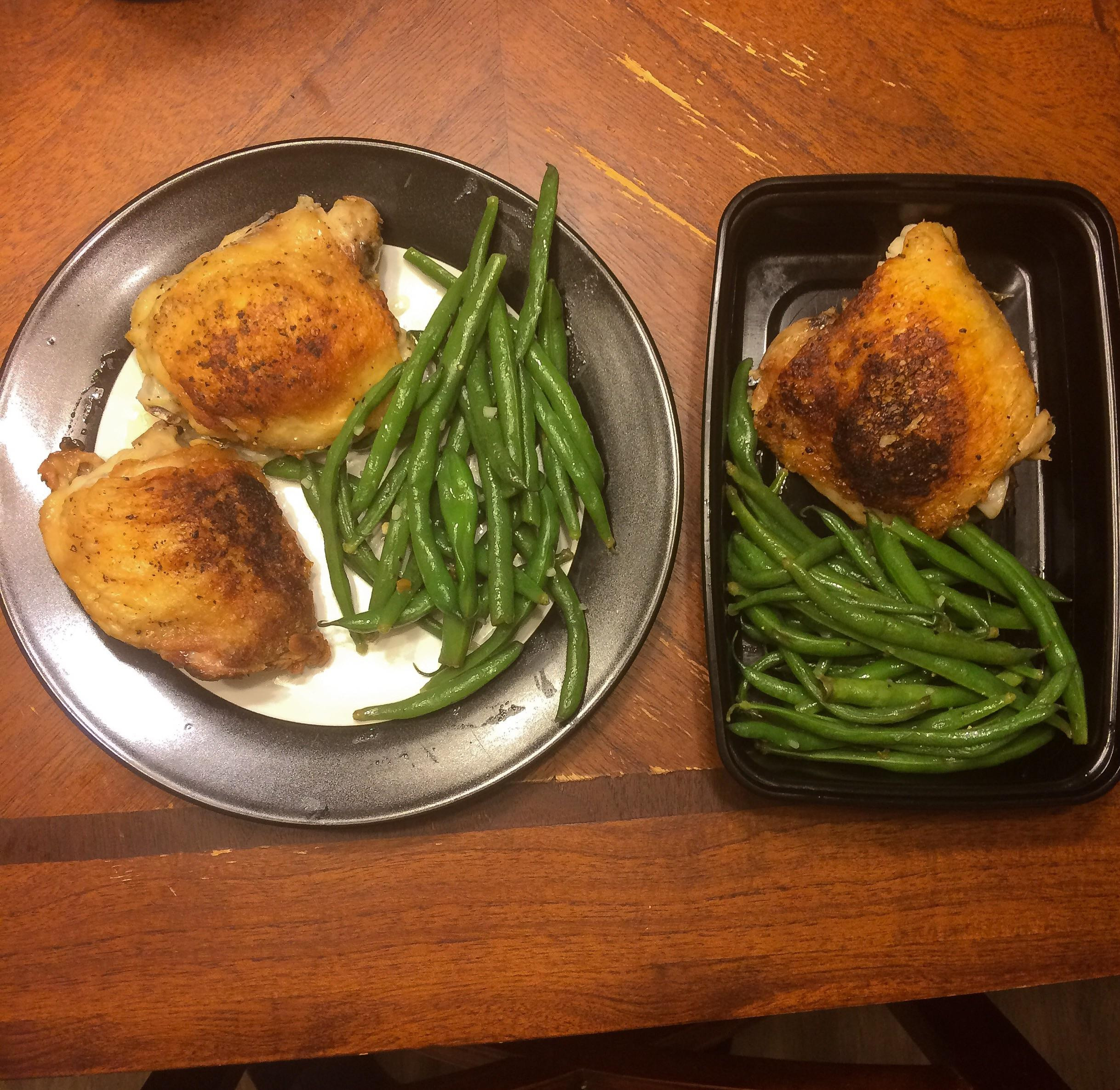 Pan Seared Chicken Thighs
 Pan Seared Chicken Thighs with Garlic Butter Green Beans