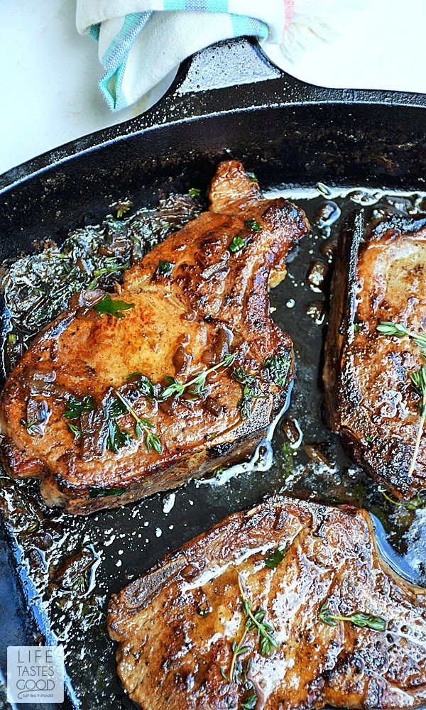 Pan Seared Pork Chops
 Pan Seared Pork Chops