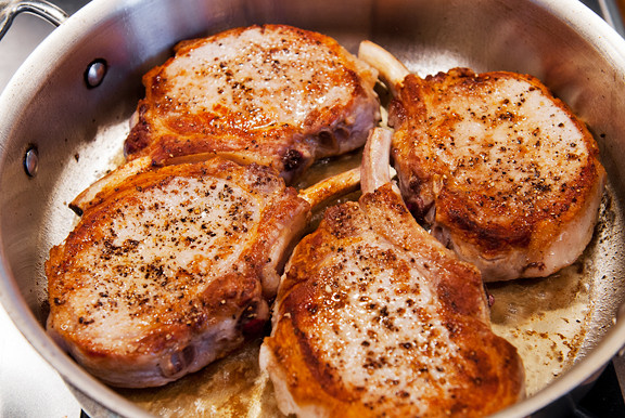 Pan Seared Pork Chops
 pan seared pork chops recipe