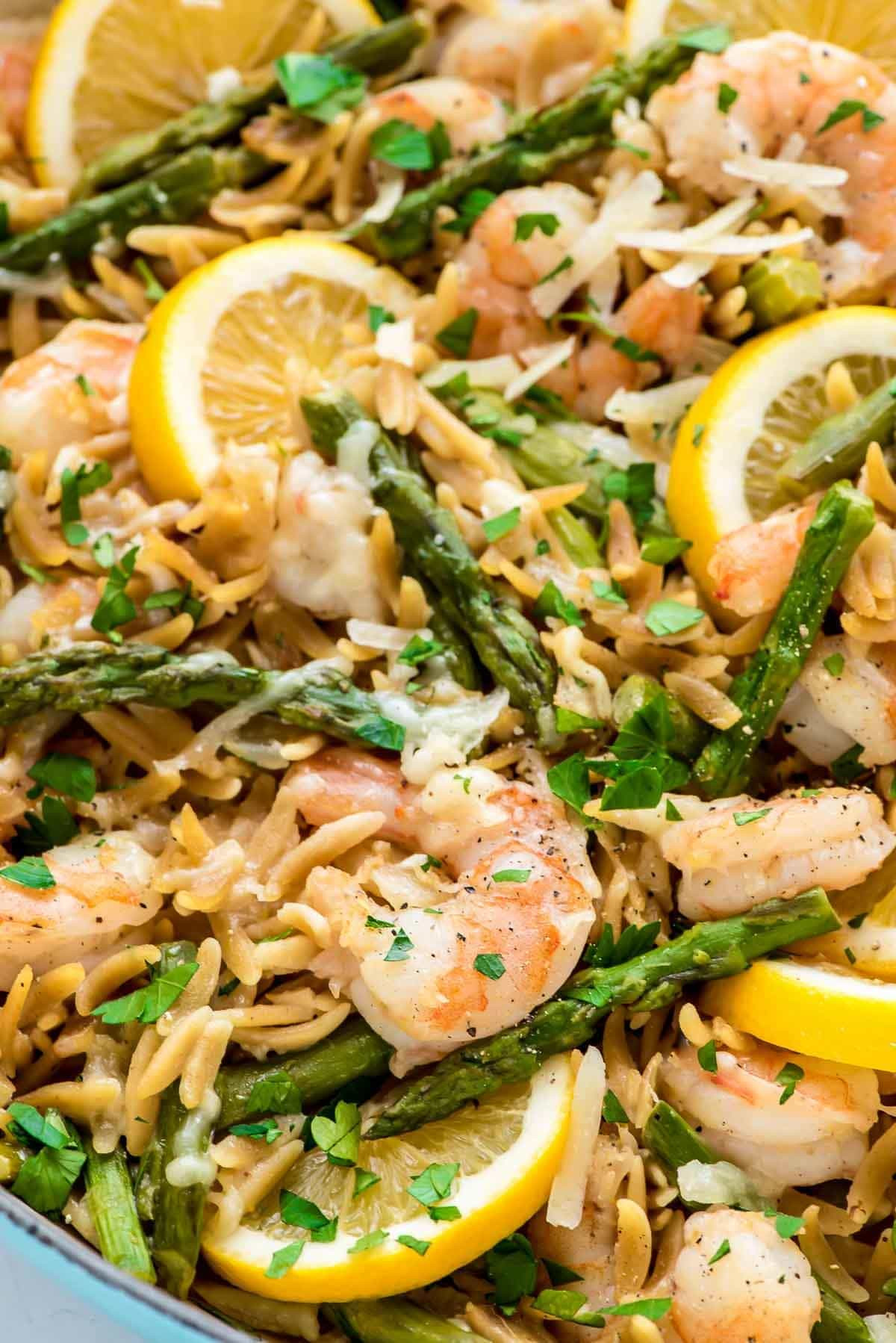 Pasta With Asparagus
 shrimp orzo feta asparagus