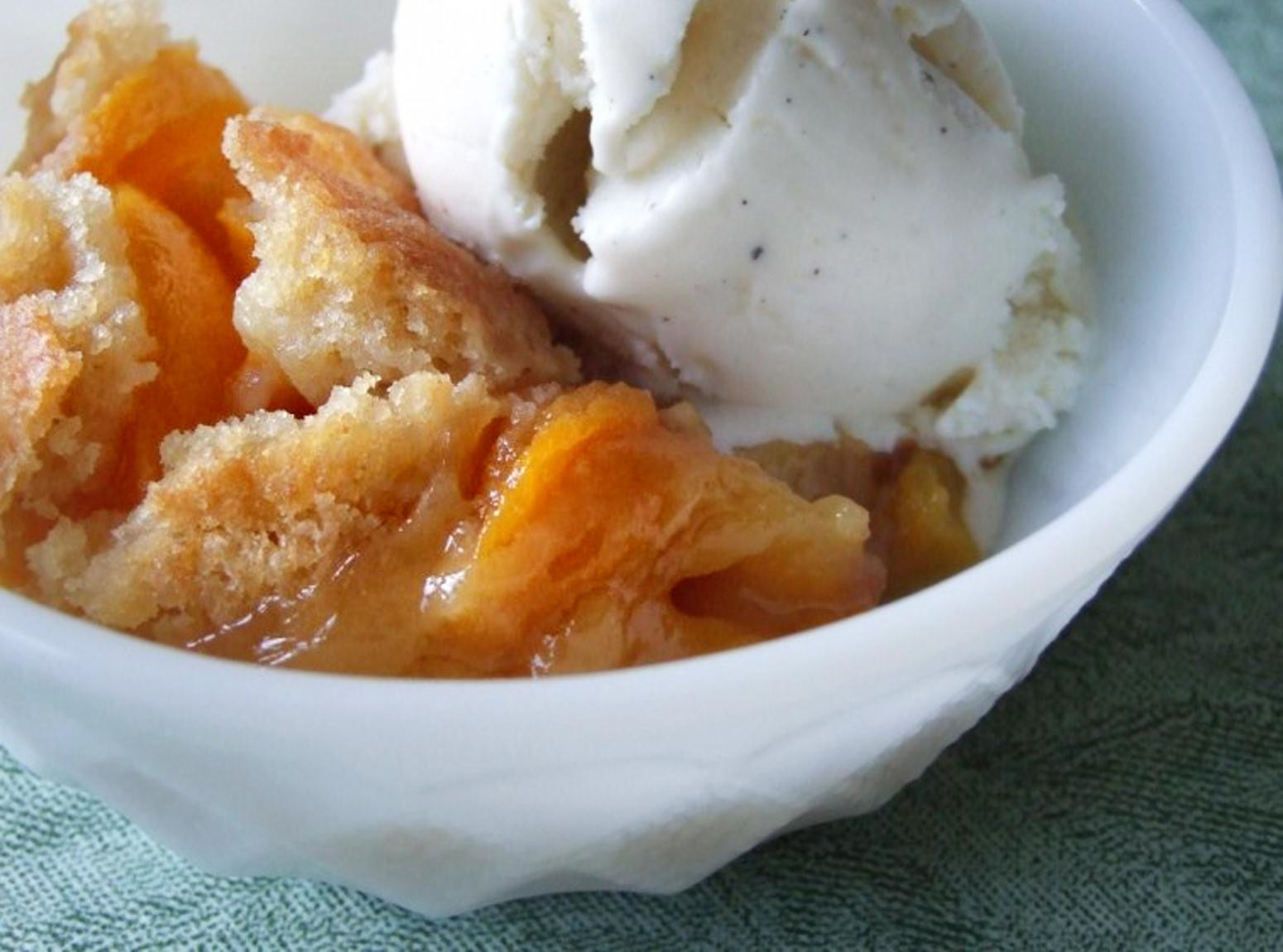 Peach Desserts Easy
 Easy Peach Cobbler Recipe 3