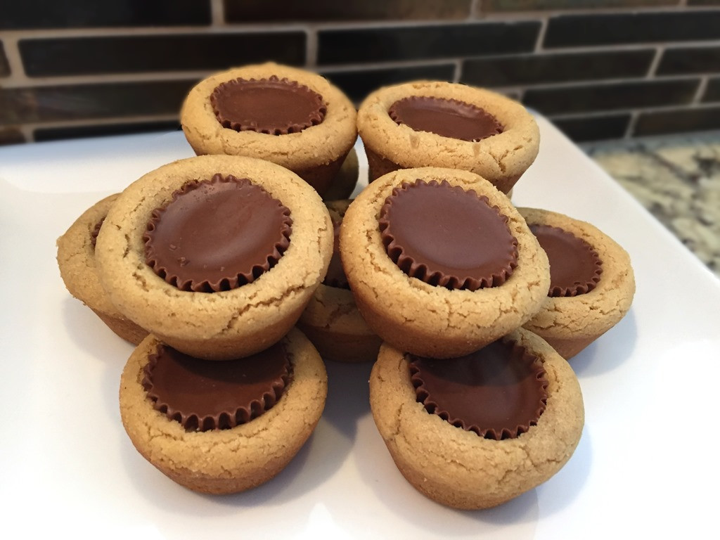 Peanut Butter Cup Cookies
 Twelve Days of Christmas Cookies Peanut Butter Cup