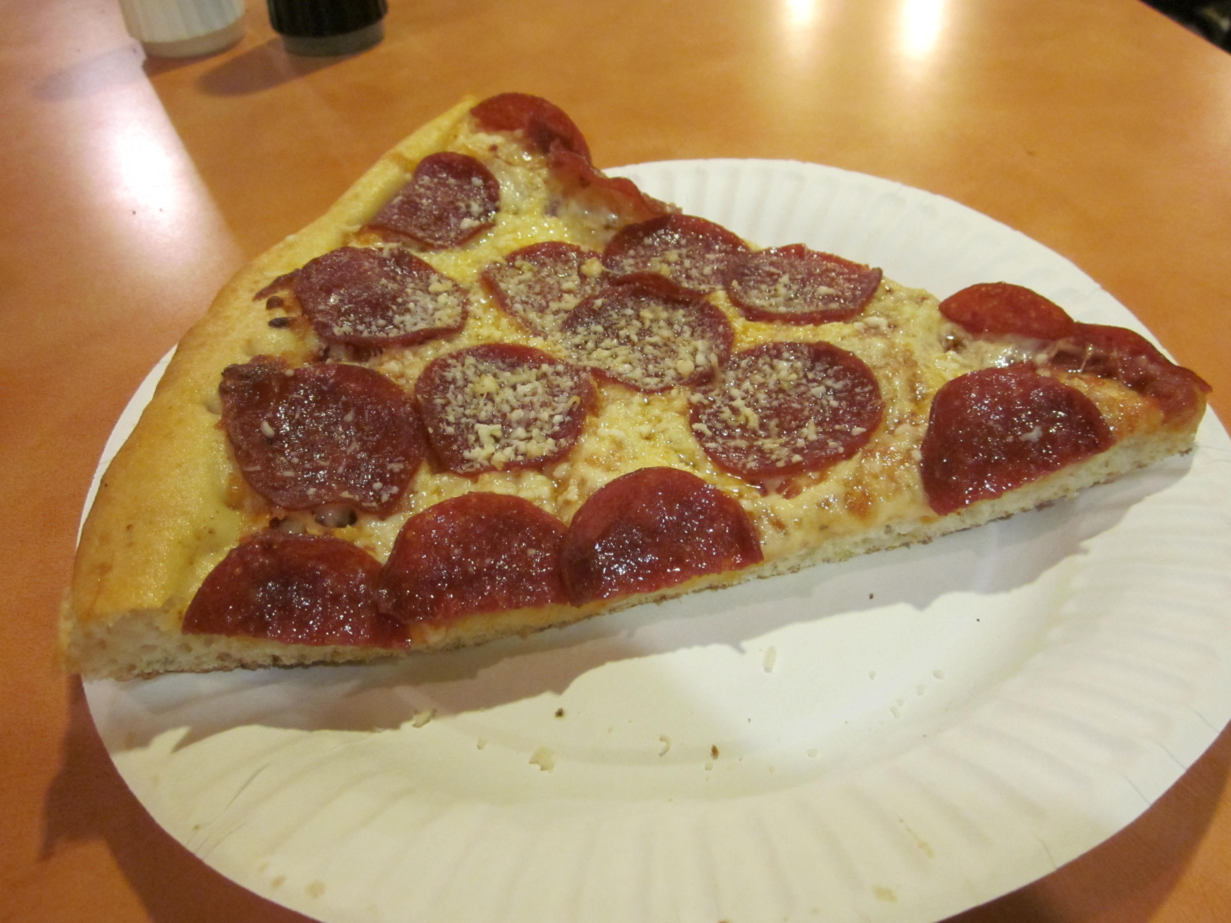 Pepperoni Pizza Slice
 File Blon s pepperoni pizza slice 2 JPG Wikimedia mons