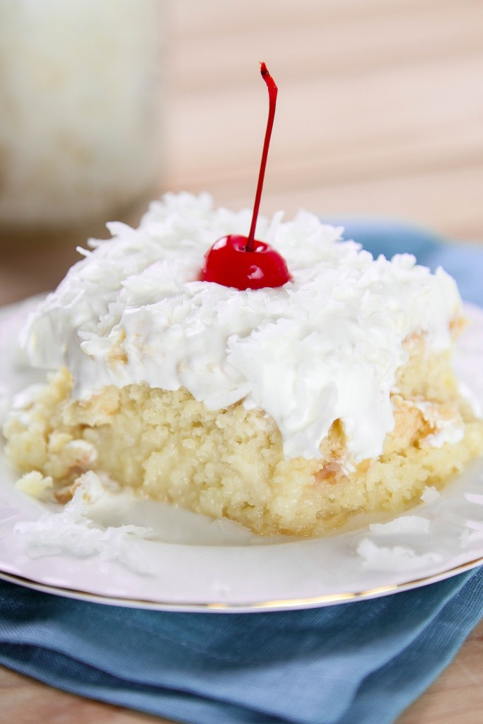 Pina Colada Poke Cake
 Pina Colada Poke Cake Baking Beauty