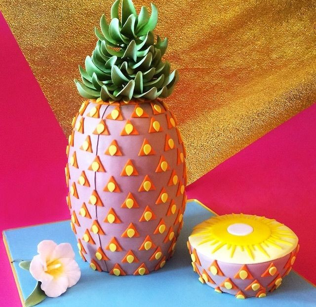 Pineapple Shaped Cake
 Meer dan 1000 afbeeldingen over Pineapple Addiction op