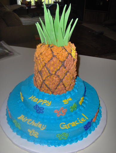 Pineapple Shaped Cake
 The gallery for Pineapple Shaped Cake