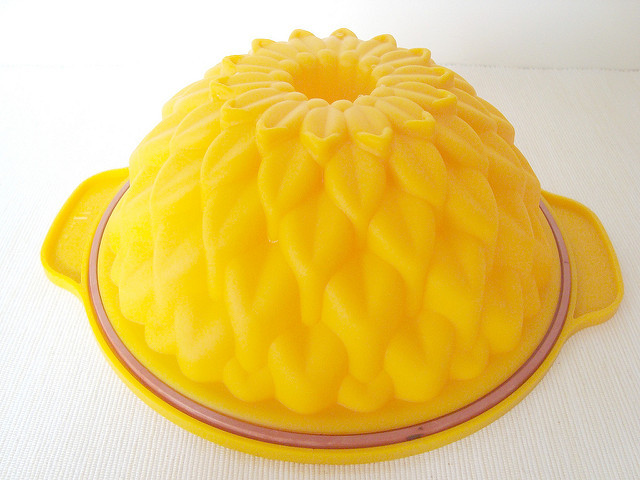 Pineapple Shaped Cake
 Paris Pastry Fruity Pineapple Cake