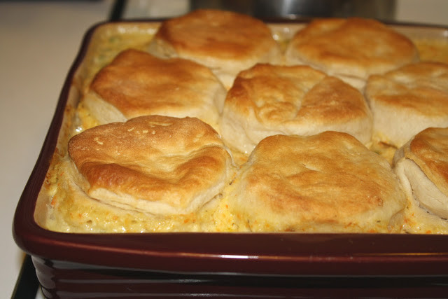 Pioneer Woman Chicken Pot Pie
 Little Mrs Married The Pioneer Woman s Chicken Pot Pie