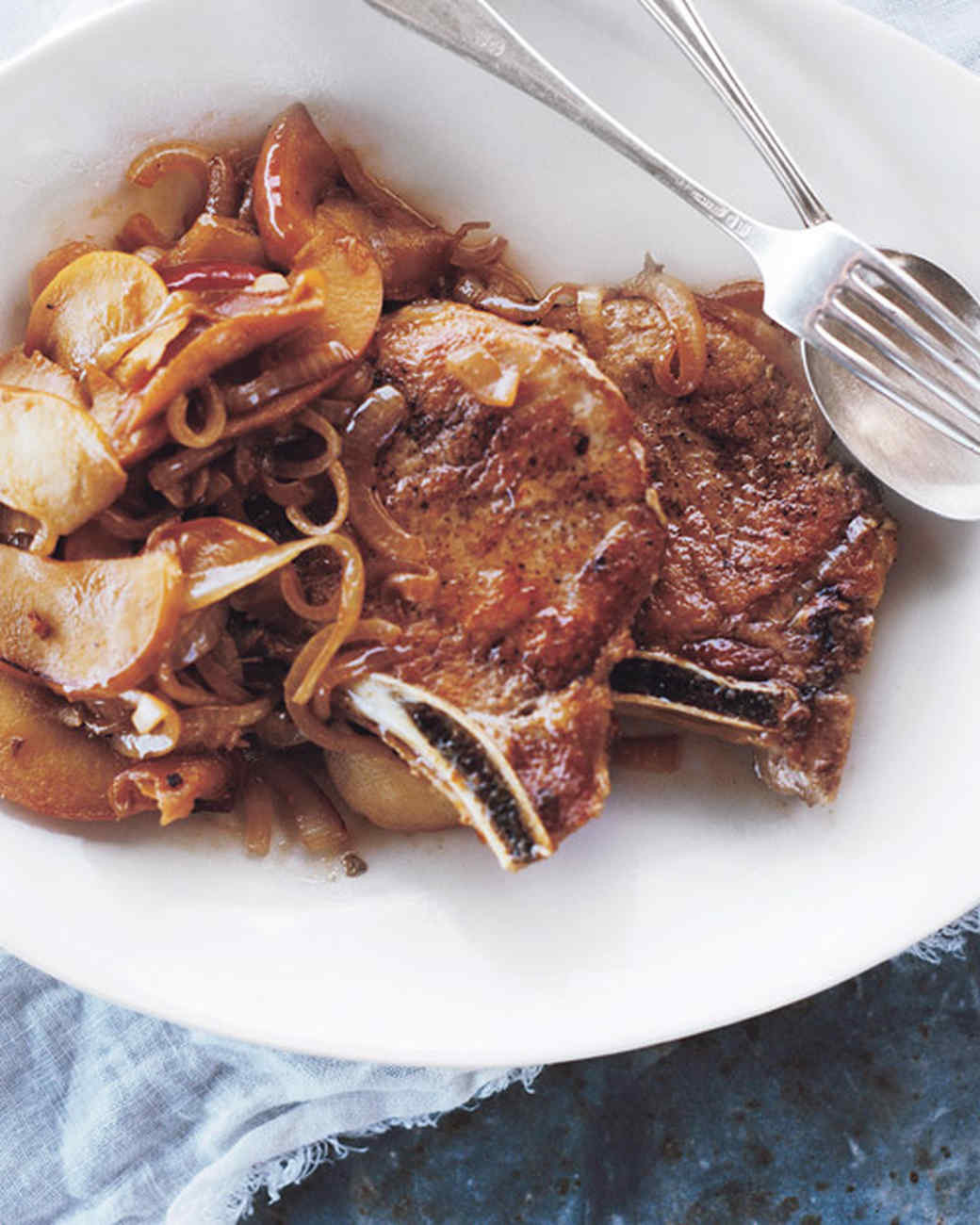 Pork Chops And Apples
 Pork Chops with Apples and ions