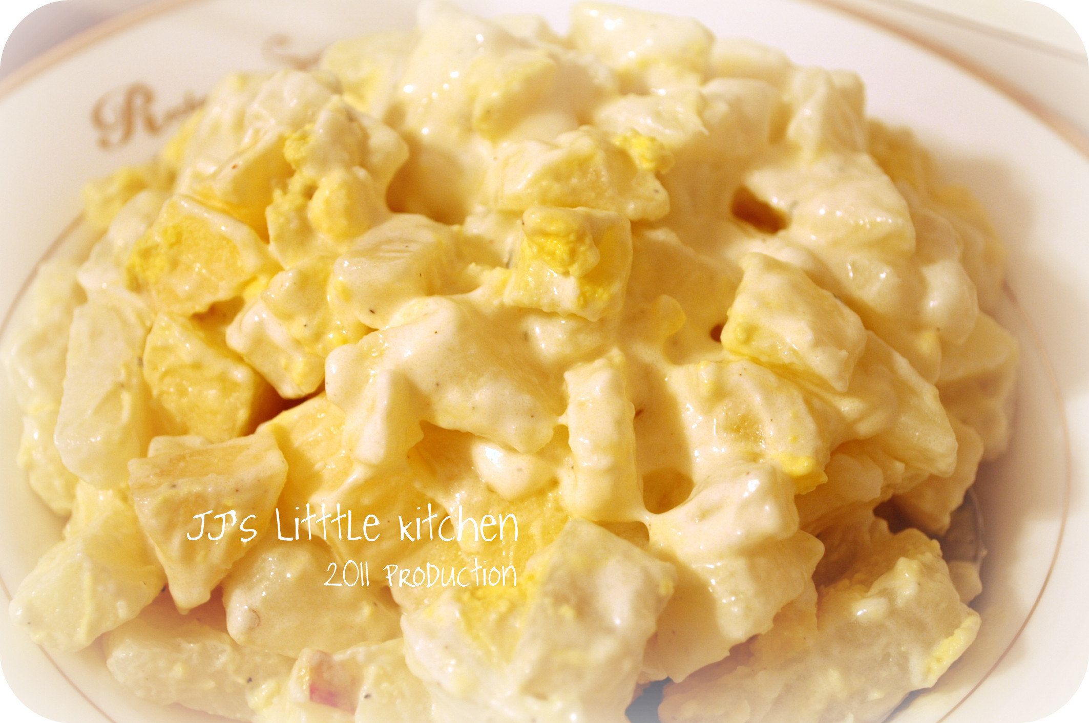 Potato Salad With Eggs
 Egg and Potato Salad with Apple