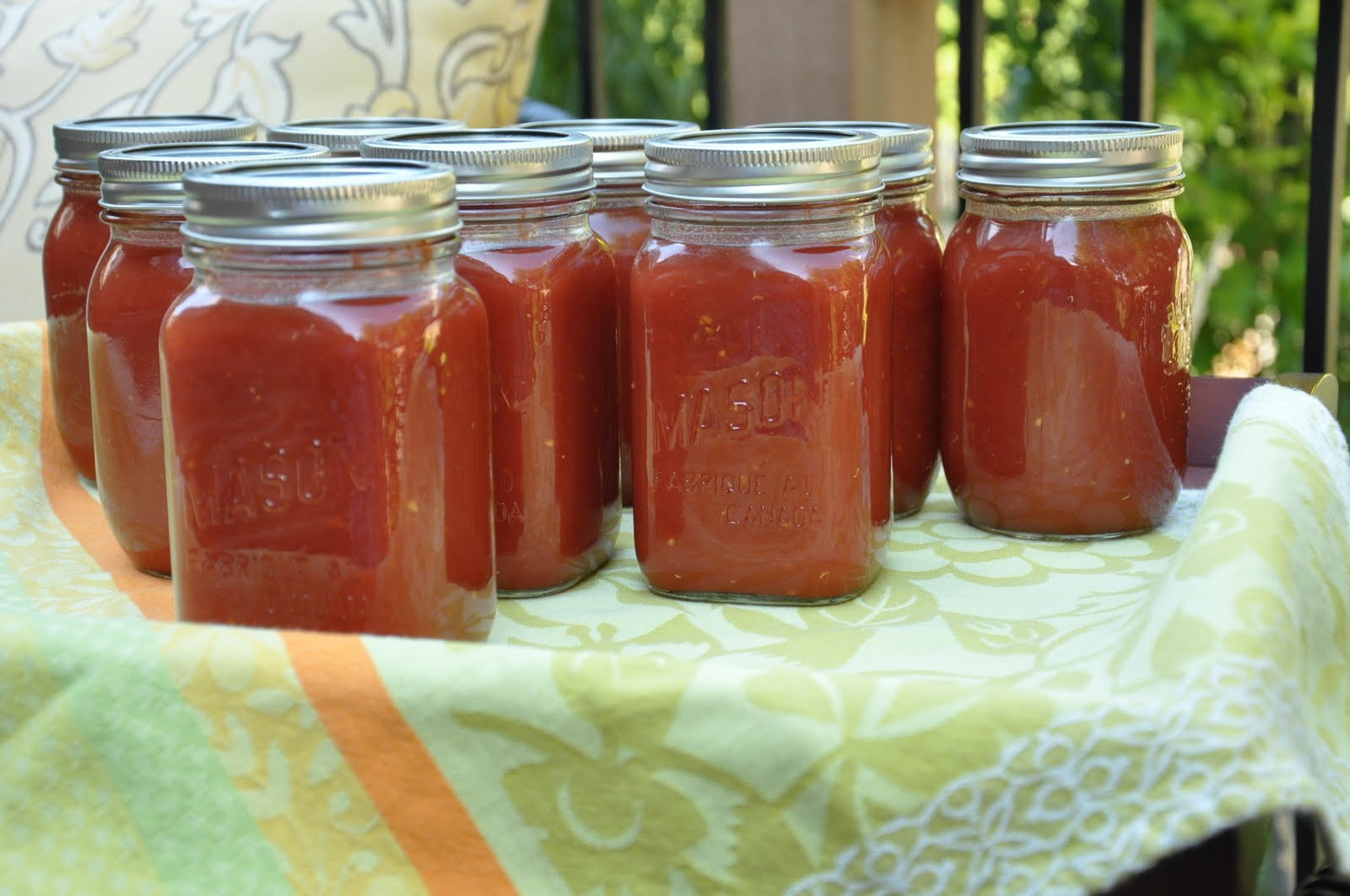 Pressure Cooker Tomato Sauce
 If Music be the Food of Love Play My Homemade