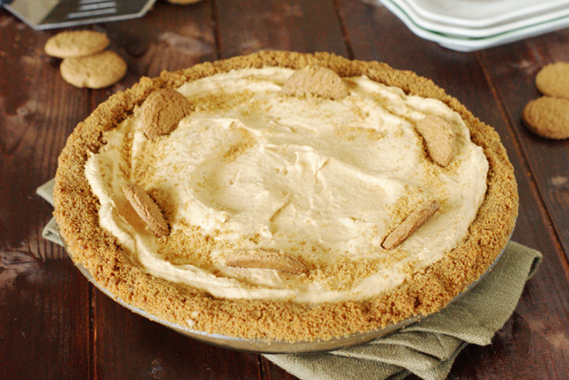 Pumpkin Pie With Gingersnap Crust
 Creamy Pumpkin Mousse Pie with Gingersnap Crust Kraft