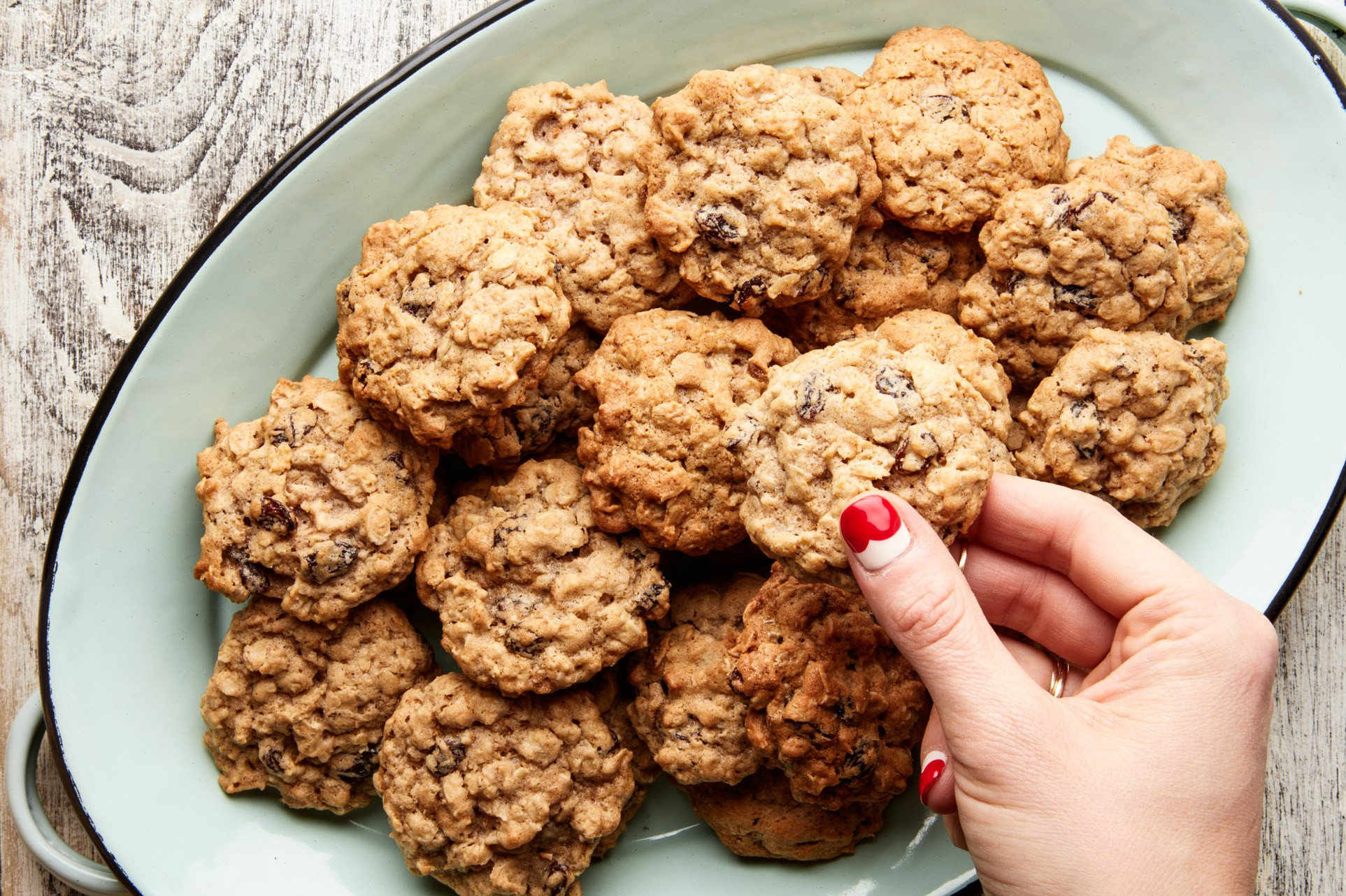 Quaker Oats Oatmeal Raisin Cookies
 Quaker Vanishing Oatmeal Raisin Cookies recipe