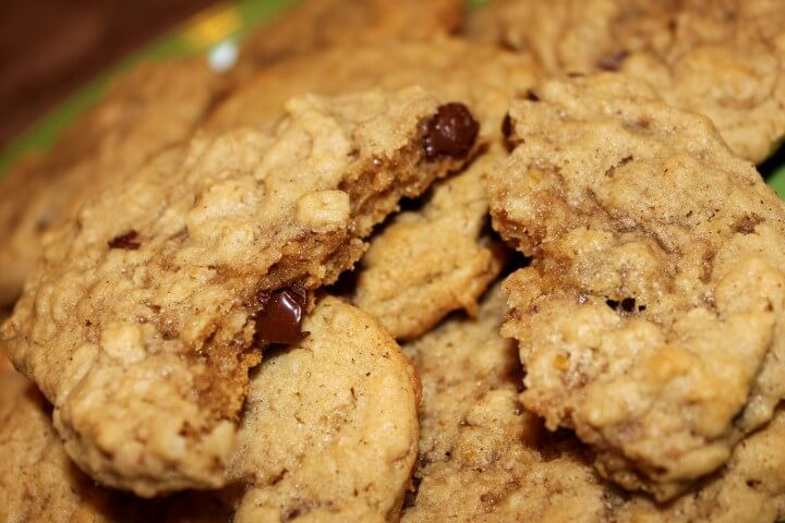 Quaker Oats Oatmeal Raisin Cookies
 Quaker Vanishing Oatmeal Raisin Cookies Recipe