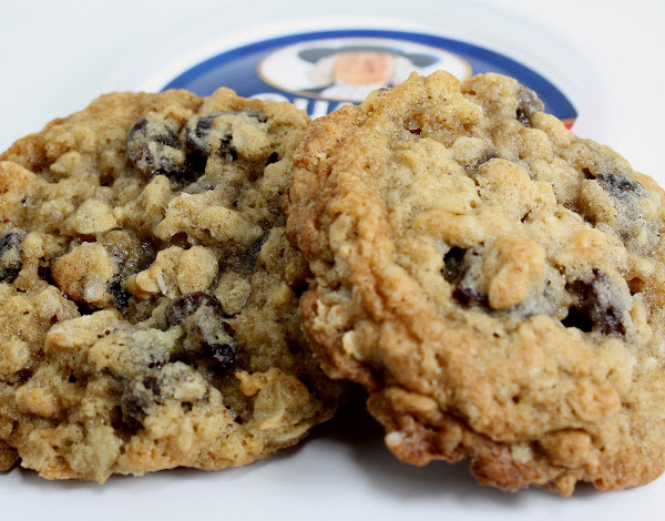 Quaker Oats Oatmeal Raisin Cookies
 Elizabeth s Edible Experience Pro m"oat"