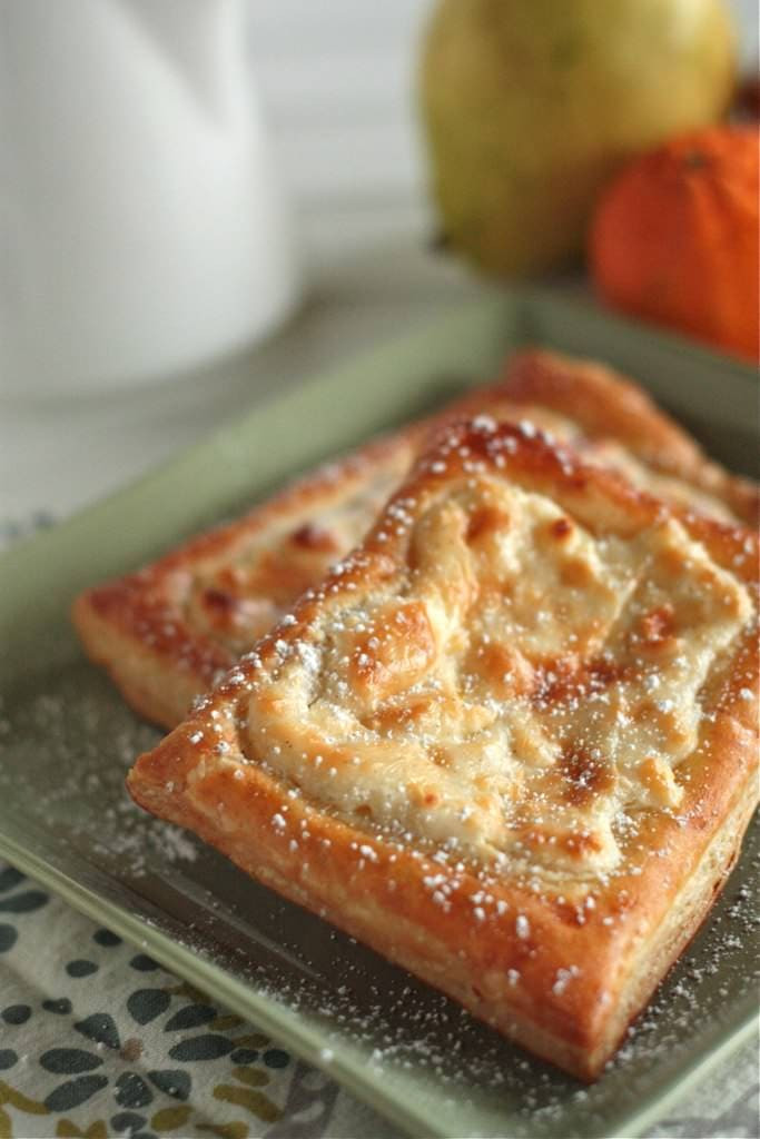 Quick Cream Cheese Dessert
 Quick Cream Cheese Danishes