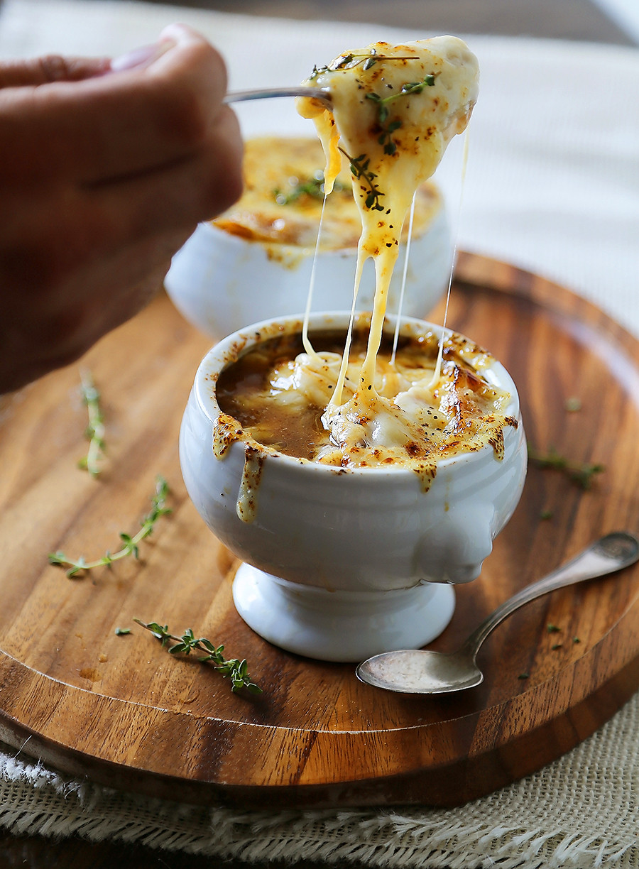 Quick French Onion Soup
 Easy French ion Soup