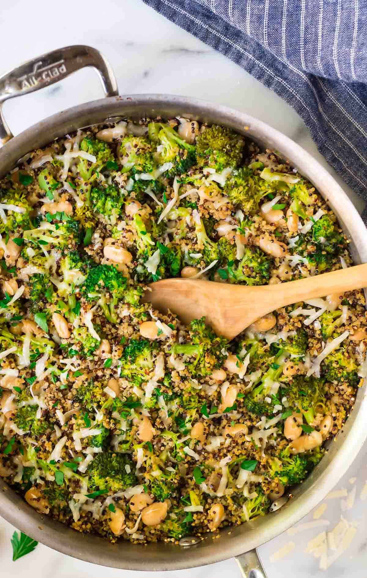 Quinoa Recipes Vegetarian
 e Pan Broccoli Quinoa Skillet with Parmesan