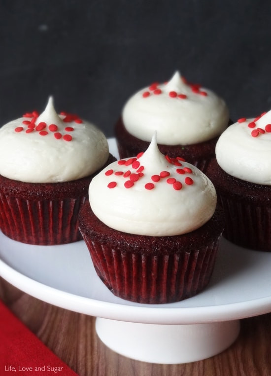 Red Velvet Cake Icing
 Red Velvet Cupcakes with Cream Cheese Frosting Life Love