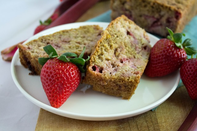 Rhubarb Bread Recipes
 Healthy Strawberry Rhubarb Bread Recipe fANNEtastic food